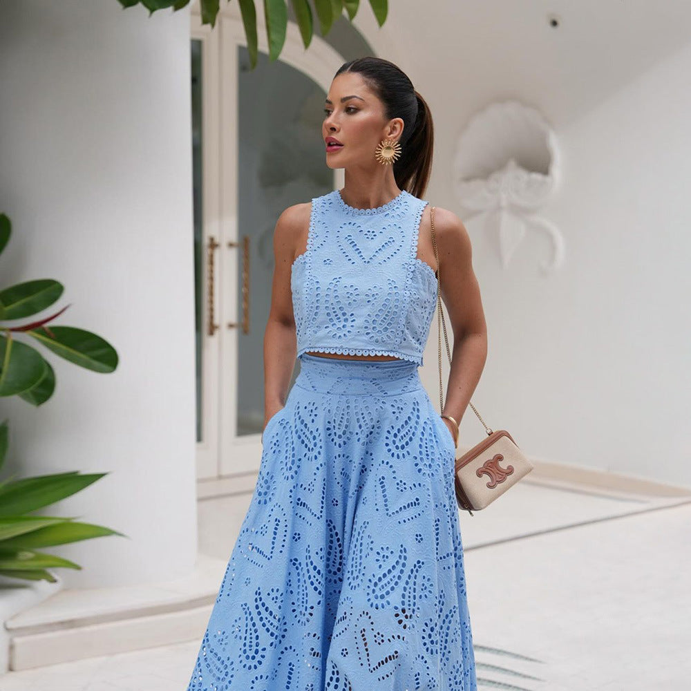 Robe d’été sans manches en dentelle élégante