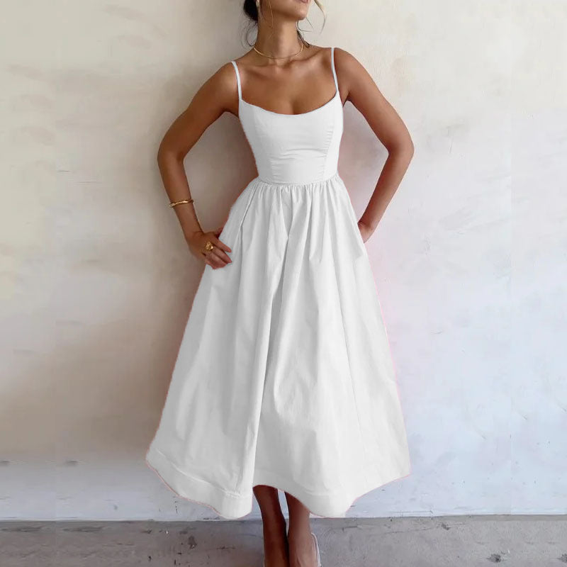 Robe Unie à Bretelles. Fraîche, Douce et Sexy