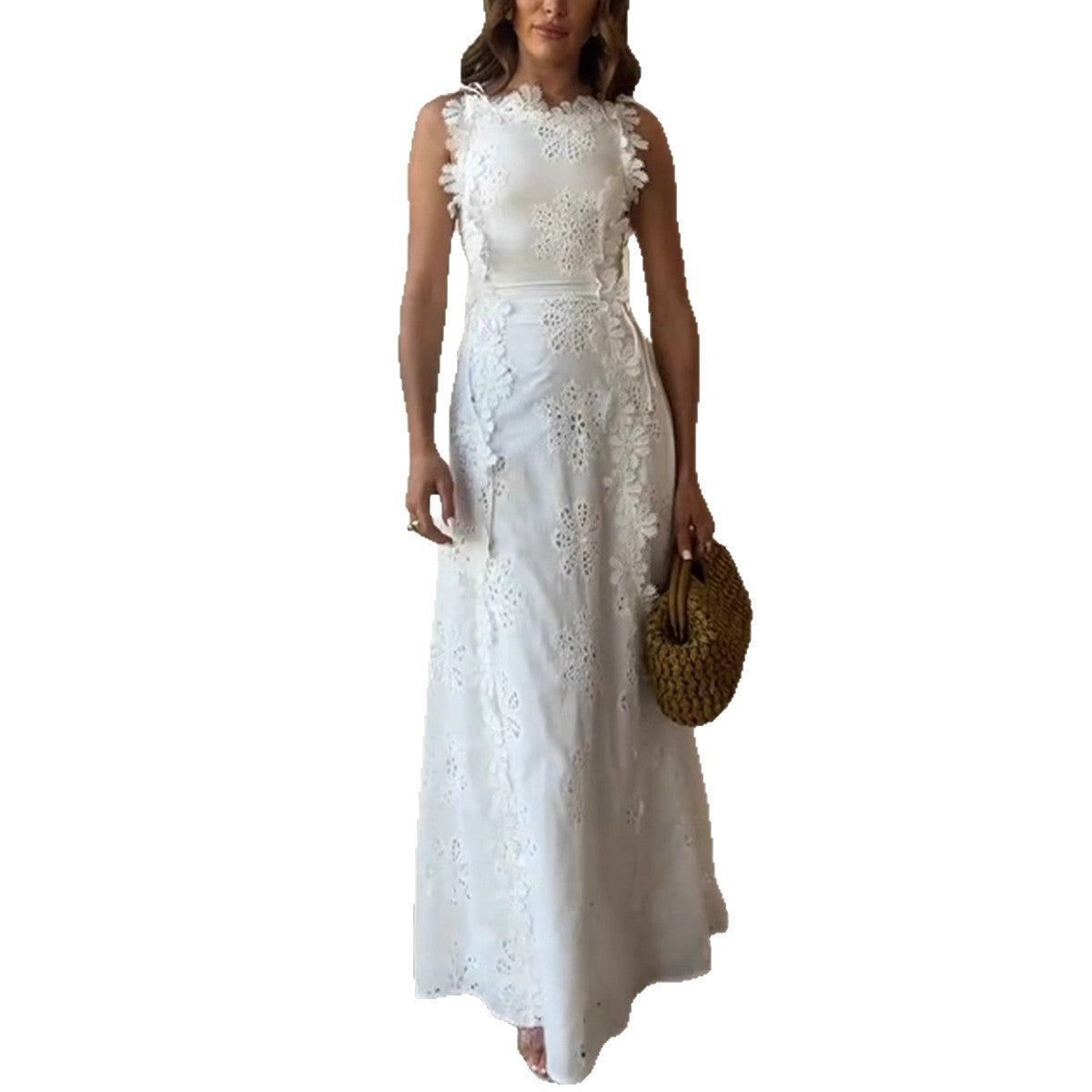 Robe en dentelle brodée, style chic d’été