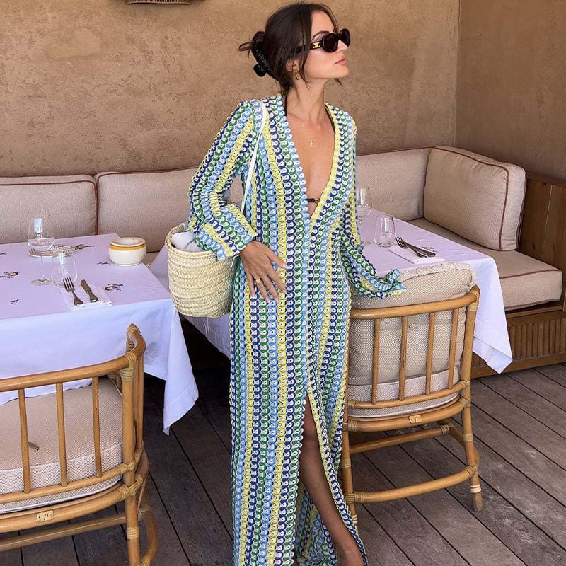 Robe Bohème en Dentelle, Décolleté V & Fente Sensuelle