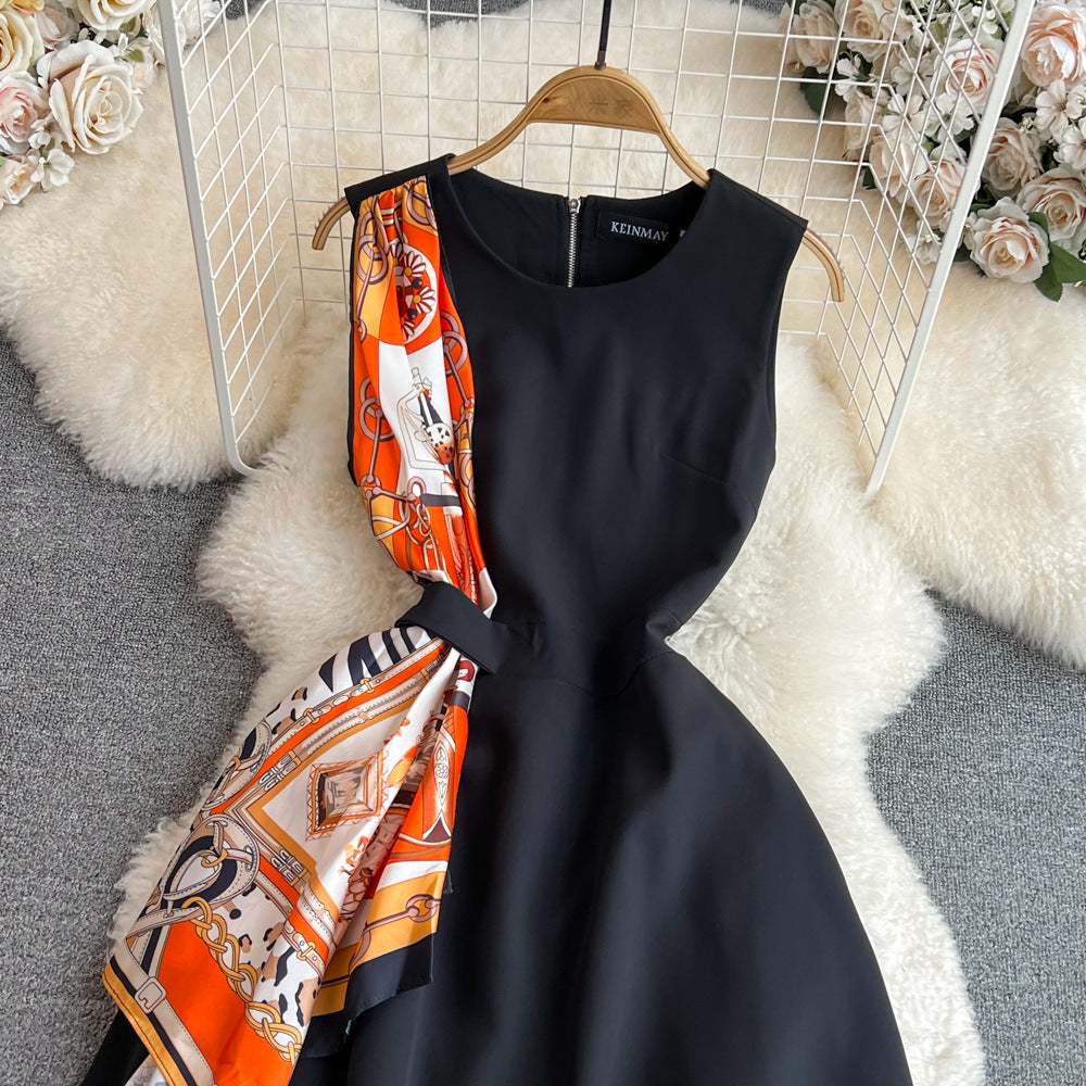 Robe Chic Rétro à Col Rond et Coupe Amincissante