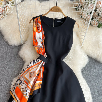 Robe Chic Rétro à Col Rond et Coupe Amincissante