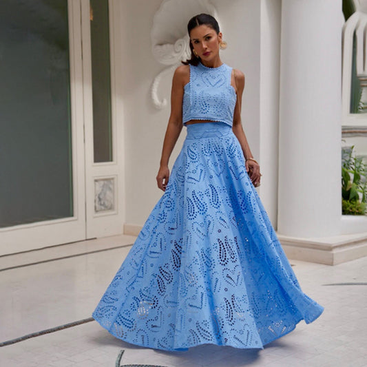 Robe d’été sans manches en dentelle élégante